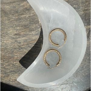 ✨Brand new 14k gold hoops💫. 1.83 grams of 14k yellow gold💫✨luxury